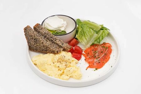 Завтрак с лососем