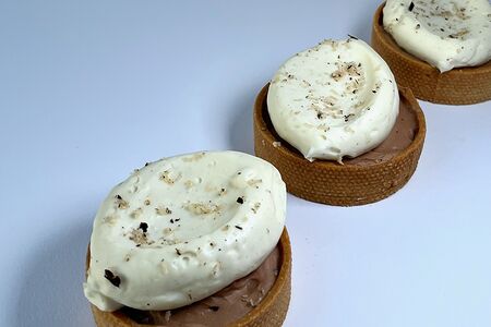 Тарт шоколад-бобы тонка