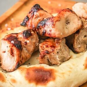 Куриный шашлык на хачапури