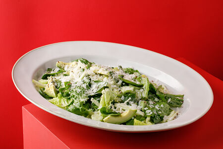 Большой зелёный салат