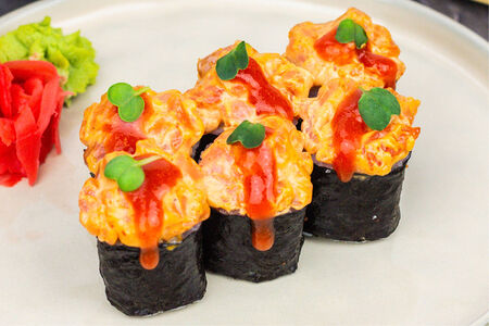 Ролл тар-тар с лососем