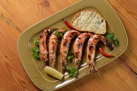 Креветки на гриле