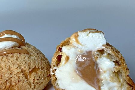 Профитроль карамельный