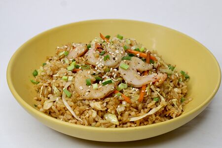 Жареный рис с морепродуктами 