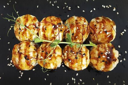 Запеченный ролл с морским гребешком