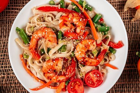 Удон с креветкой