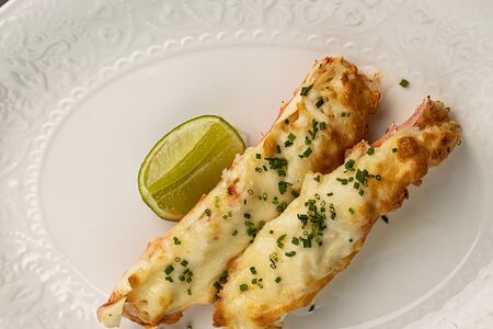 Запечённые клешни кальмара 