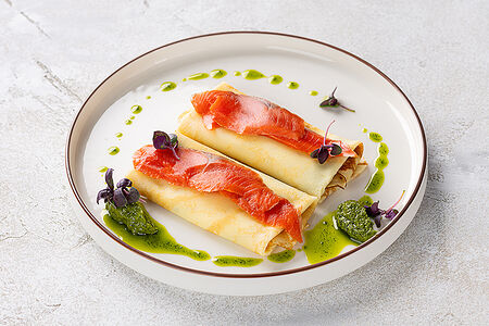 Блины с лососем и сырным кремом