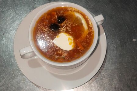 Солянка сборная мясная