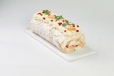 Меренговый рулет