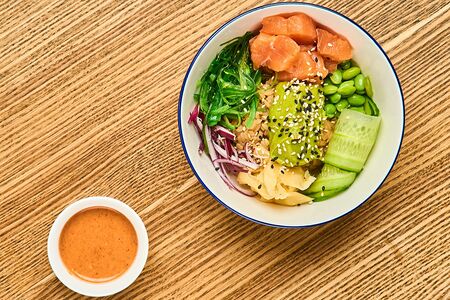 Поке с лососем