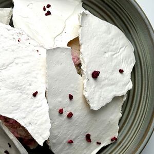 Меренговый рулет