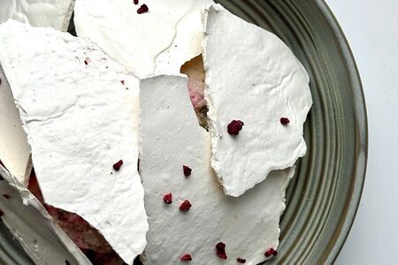 Меренговый рулет