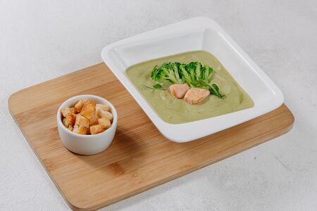 Крем-суп из брокколи