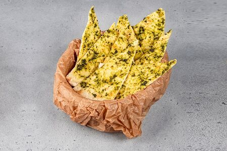 Фокачча с соусом песто