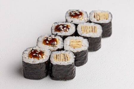 Ролл с омлетом