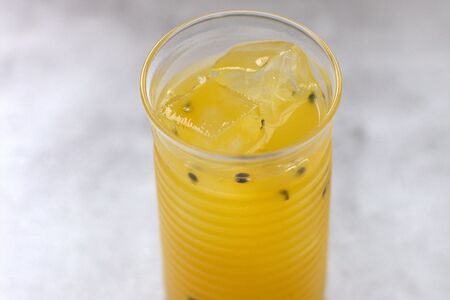 Лимонад Манго-маракуйя