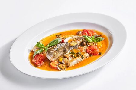 Дорадо в соусе аква пацца