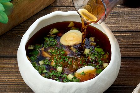 Окрошка с цыпленком на бородинском квасе