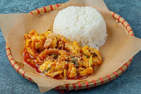 Ком Га Чуа Нгот