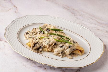 Блинчик с грибным жюльеном