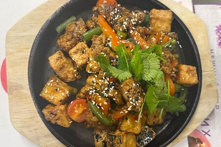 Горячая сковородка из говядины