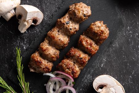 Люля-кебаб из курицы с грибами