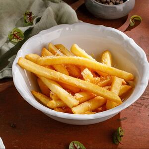 Картофель фри с пармезаном