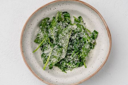 Шпинат с пармезаном