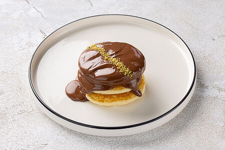 Панкейки с шоколадно-ореховой пастой Нутелла