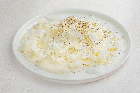 Цветная капуста, черный трюфель и овечий сыр