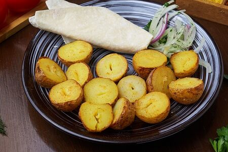 Шашлык из молодого картофеля