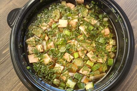 Окрошка овощная с редькой