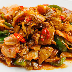 209 Жареная картошка со свининой и Ким Чи