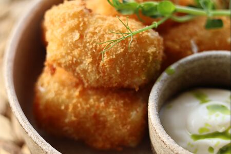 Хрустящие сырные палочки