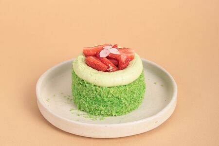 Малина-фисташка