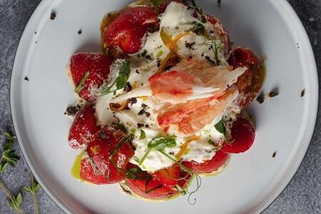 Страчателла с томатами