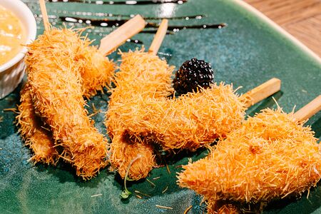 Тигровые креветки в тесте Катаифи