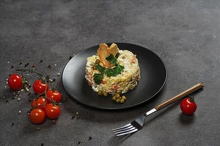 Салат Оливье 1/150