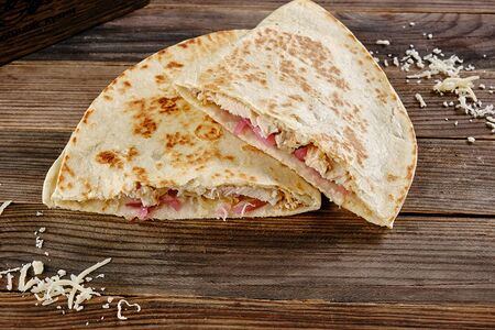 Кесадилья с курицей