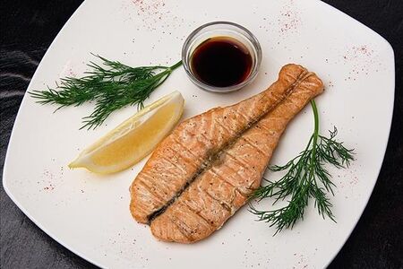 Семга на углях