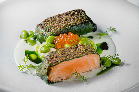 Форель с цветной капустой под соусом шампань