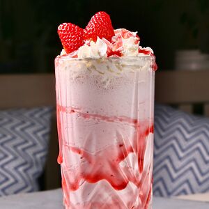 Милкшейк Клубничный