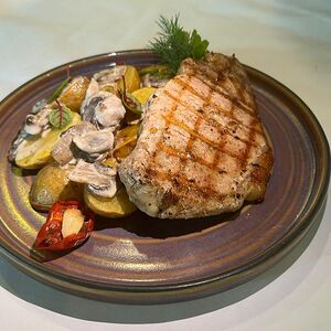 Клаб-стейк из свинины