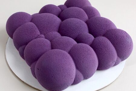 Муссовый торт Фиолетовые облачка Малина-личи