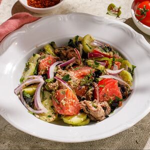 Грузинский салат с говядиной