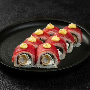 Ролл с тунцом и креветкой темпура