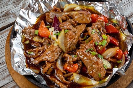 Говядина на сковороде