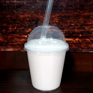 Молочный коктейль клубничный 