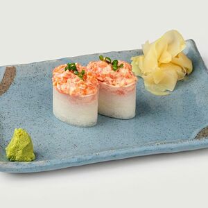 Лосось Спайси Гункан